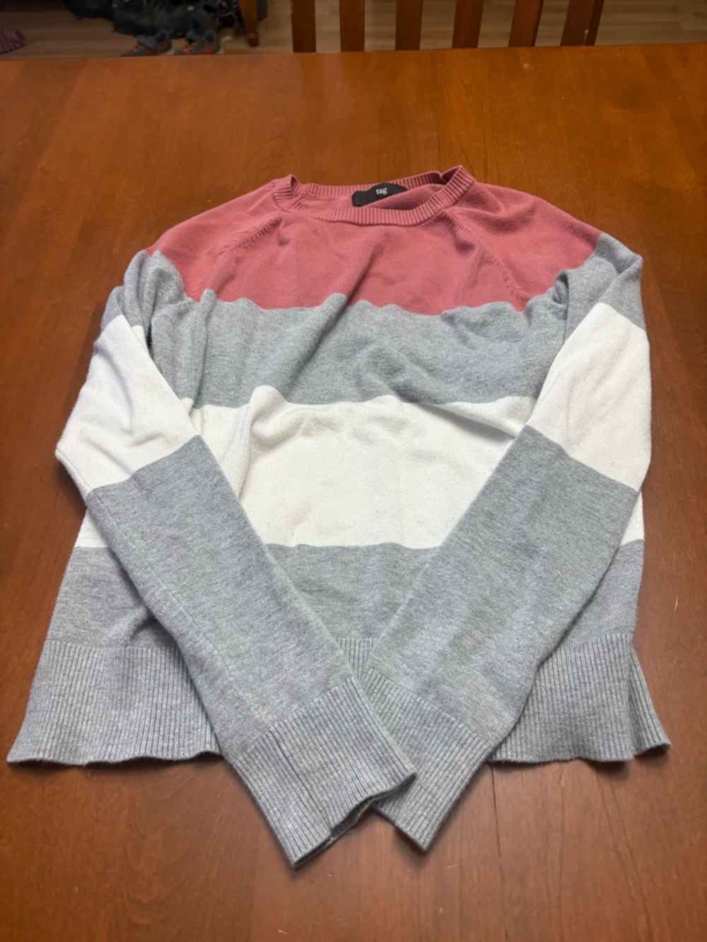 Tag Women's Crewneck Colorblock Sweater - Pink, Gray & White